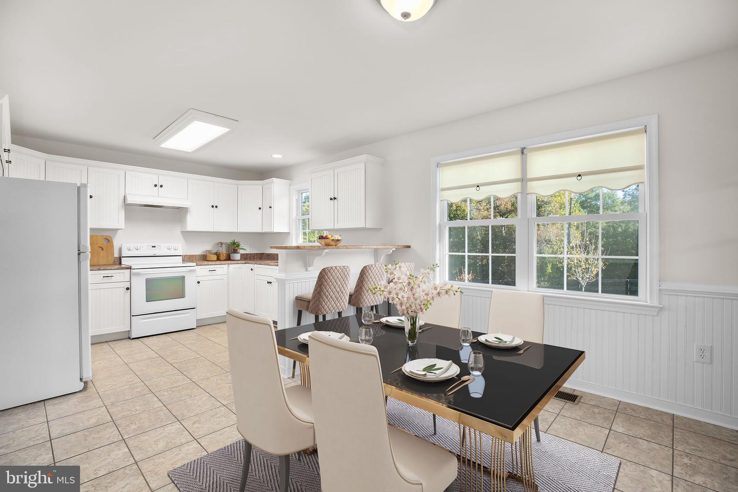 271 POPLAR RD, FREDERICKSBURG, Virginia 22406, 2 Bedrooms Bedrooms, ,2 BathroomsBathrooms,Residential,For sale,271 POPLAR RD,VAST2043572 MLS # VAST2043572