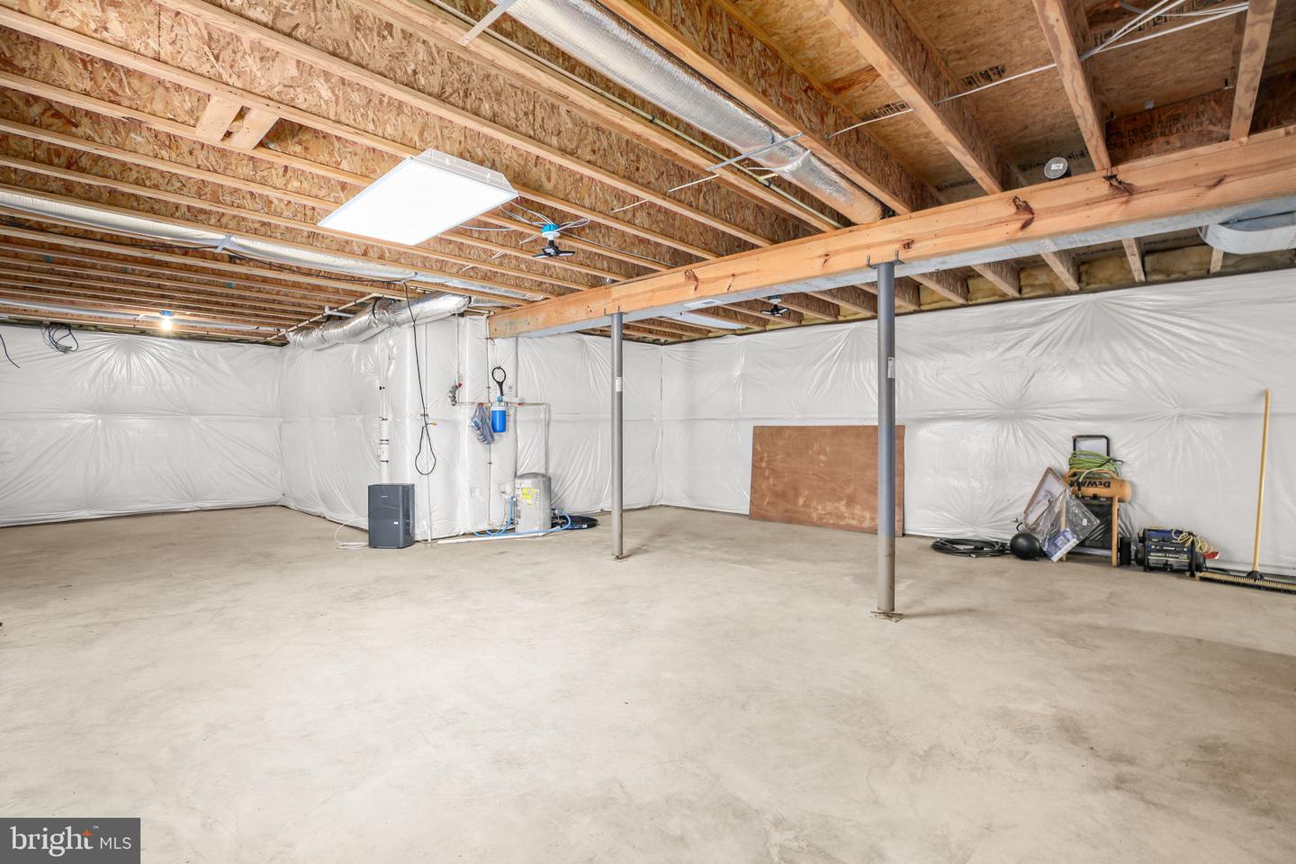 271 POPLAR RD, FREDERICKSBURG, Virginia 22406, 2 Bedrooms Bedrooms, ,2 BathroomsBathrooms,Residential,For sale,271 POPLAR RD,VAST2043572 MLS # VAST2043572