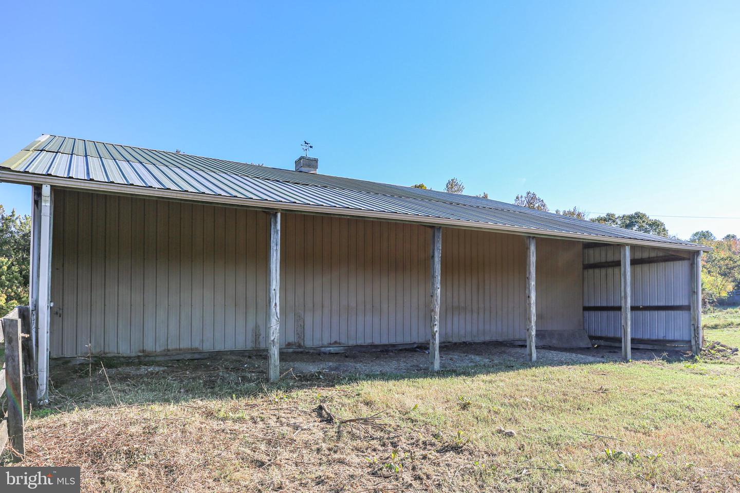 271 POPLAR RD, FREDERICKSBURG, Virginia 22406, 2 Bedrooms Bedrooms, ,2 BathroomsBathrooms,Residential,For sale,271 POPLAR RD,VAST2043572 MLS # VAST2043572
