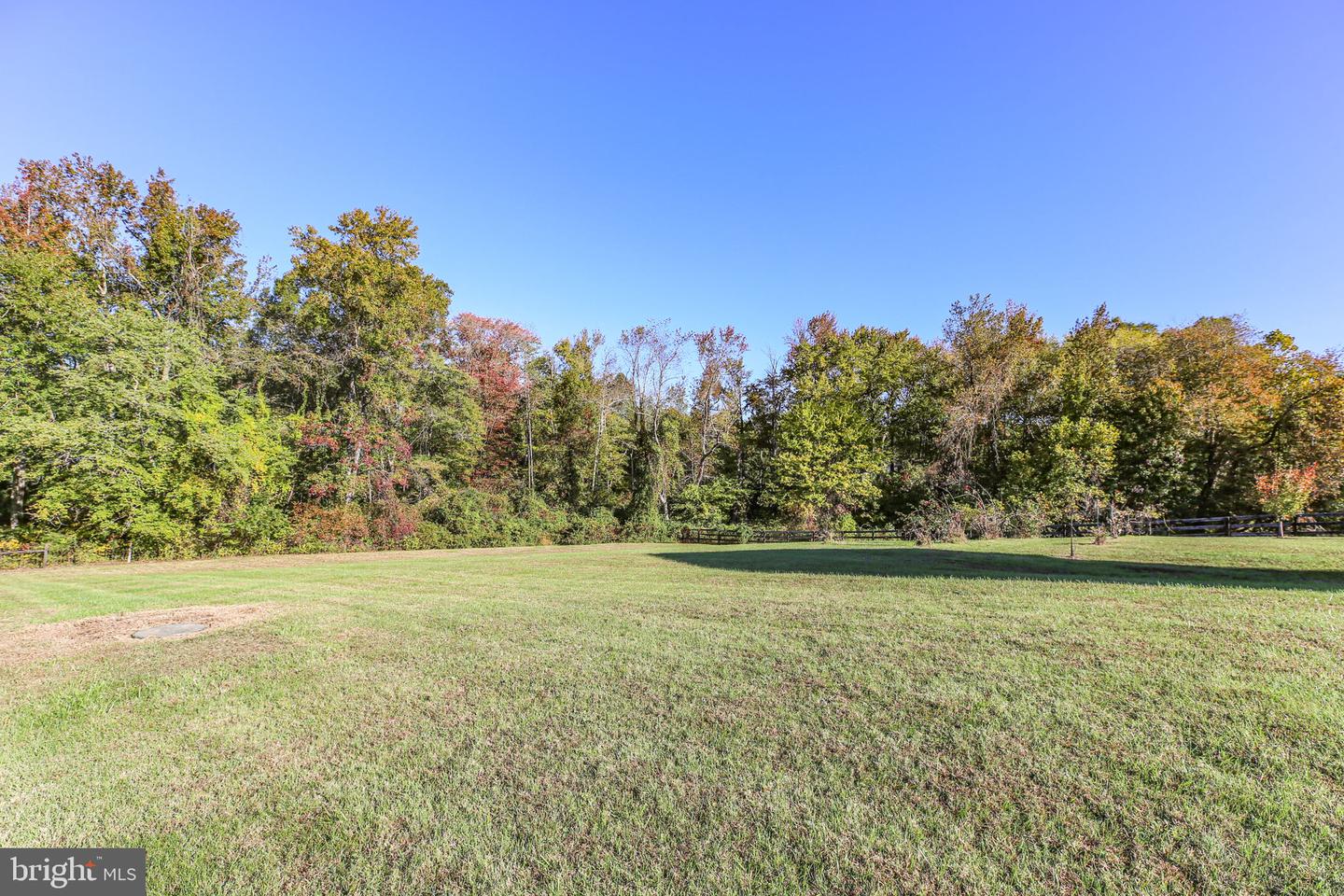 271 POPLAR RD, FREDERICKSBURG, Virginia 22406, 2 Bedrooms Bedrooms, ,2 BathroomsBathrooms,Residential,For sale,271 POPLAR RD,VAST2043572 MLS # VAST2043572