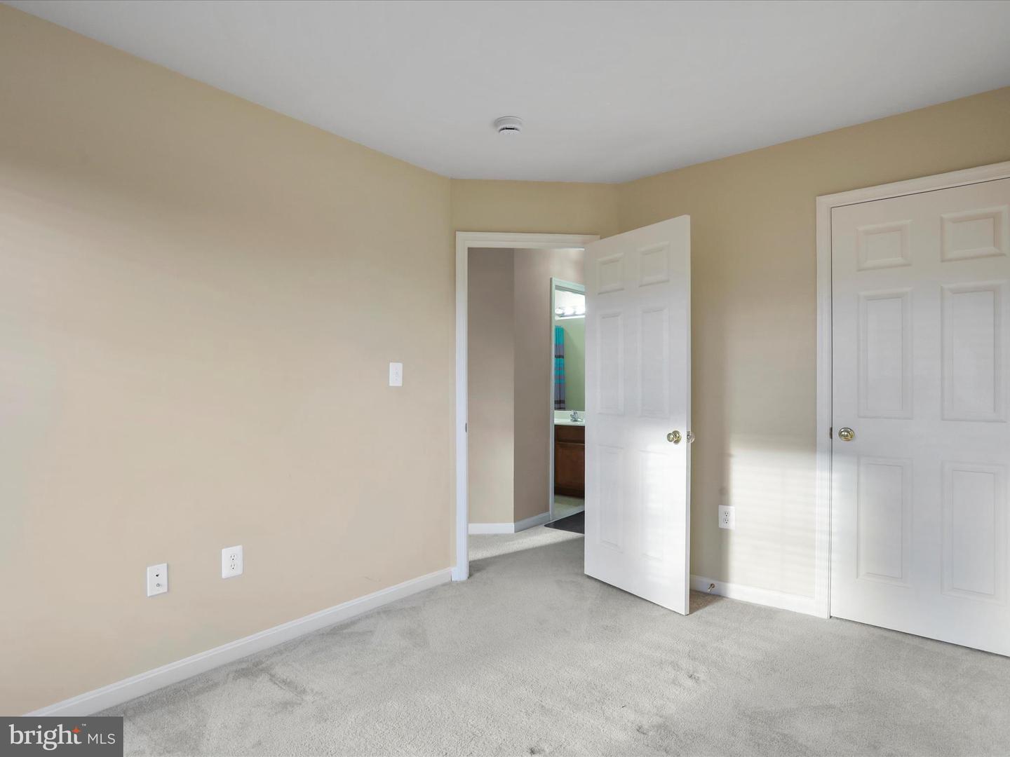 187 OXBOW DR, STRASBURG, Virginia 22657, 3 Bedrooms Bedrooms, ,3 BathroomsBathrooms,Residential,For sale,187 OXBOW DR,VASH2012800 MLS # VASH2012800