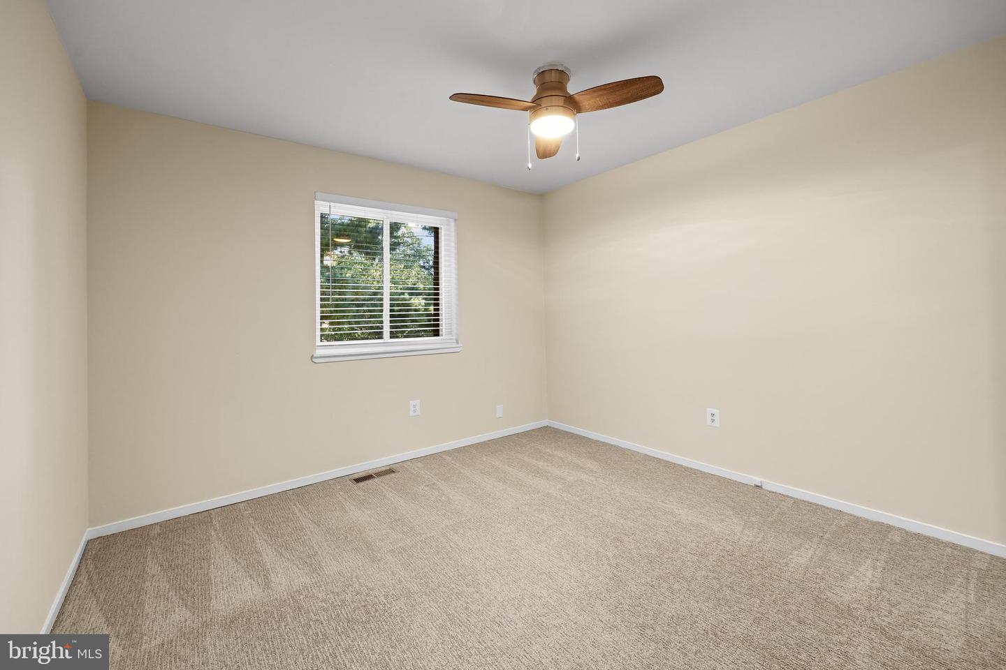1724 CY CT, VIENNA, Virginia 22182, 4 Bedrooms Bedrooms, ,3 BathroomsBathrooms,Residential,For sale,1724 CY CT,VAFX2274898 MLS # VAFX2274898