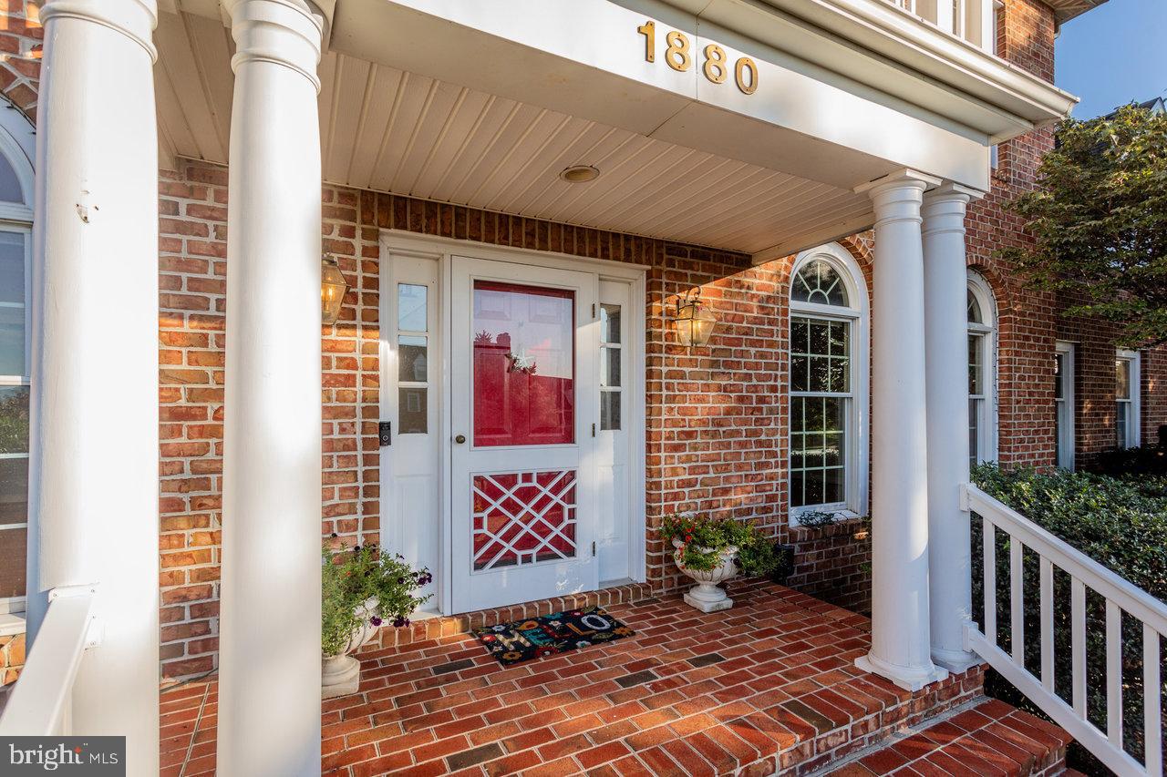 1880 COLLEGE AVE, HARRISONBURG, Virginia 22802, 7 Bedrooms Bedrooms, ,5 BathroomsBathrooms,Residential,For sale,1880 COLLEGE AVE,VAHC2000504 MLS # VAHC2000504