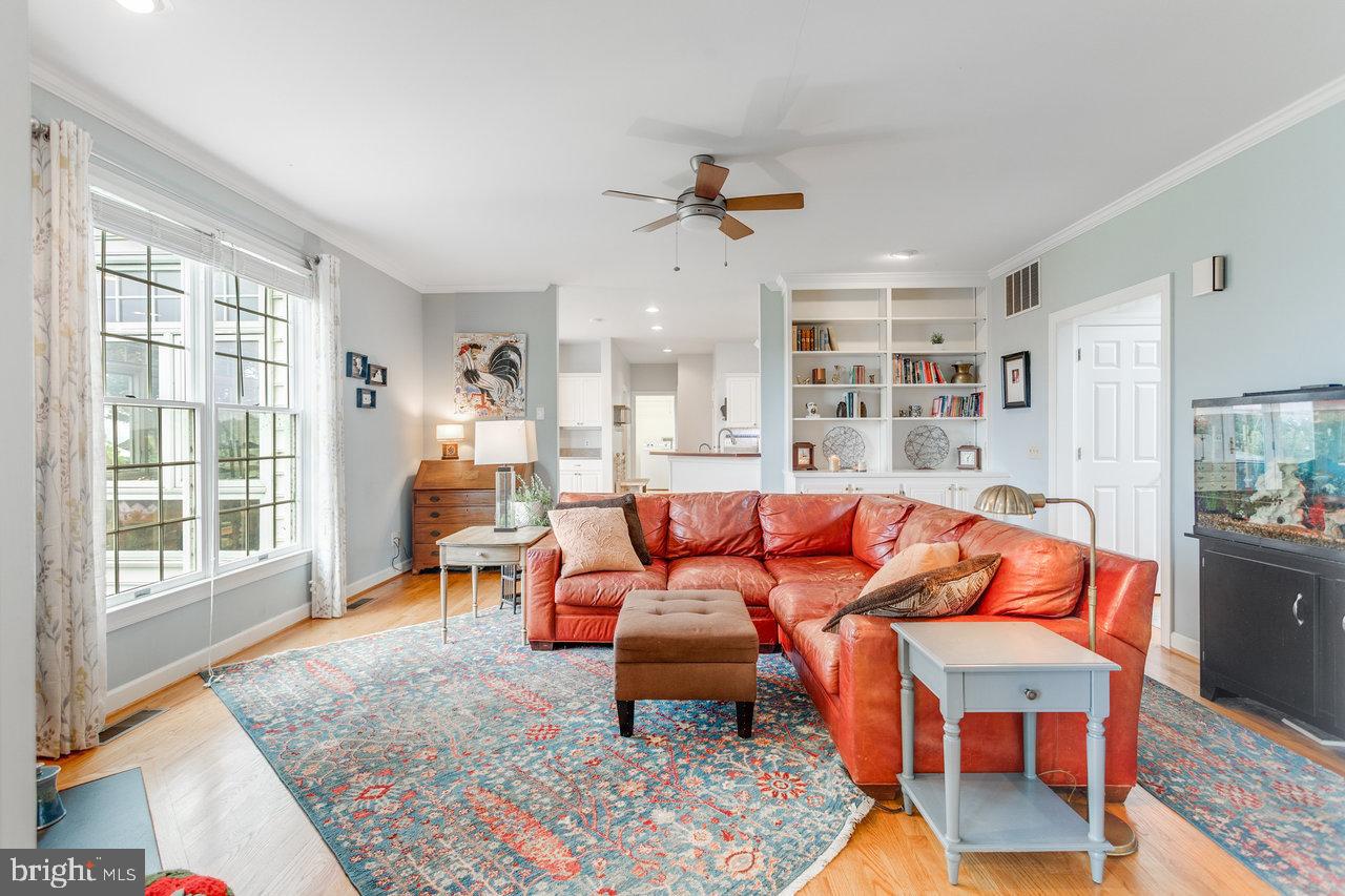 1880 COLLEGE AVE, HARRISONBURG, Virginia 22802, 7 Bedrooms Bedrooms, ,5 BathroomsBathrooms,Residential,For sale,1880 COLLEGE AVE,VAHC2000504 MLS # VAHC2000504