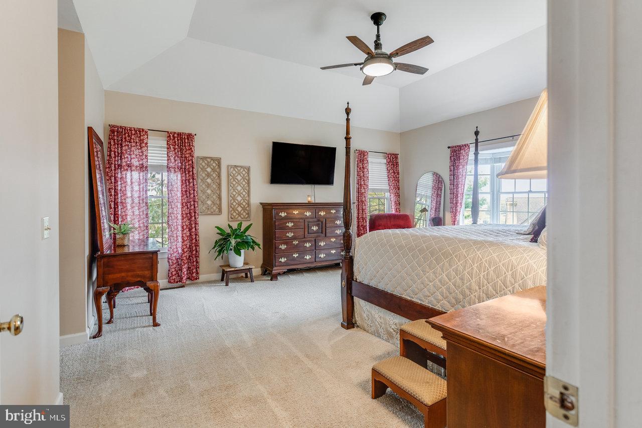 1880 COLLEGE AVE, HARRISONBURG, Virginia 22802, 7 Bedrooms Bedrooms, ,5 BathroomsBathrooms,Residential,For sale,1880 COLLEGE AVE,VAHC2000504 MLS # VAHC2000504