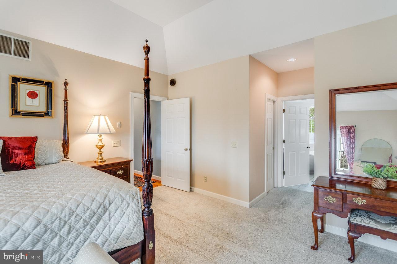 1880 COLLEGE AVE, HARRISONBURG, Virginia 22802, 7 Bedrooms Bedrooms, ,5 BathroomsBathrooms,Residential,For sale,1880 COLLEGE AVE,VAHC2000504 MLS # VAHC2000504