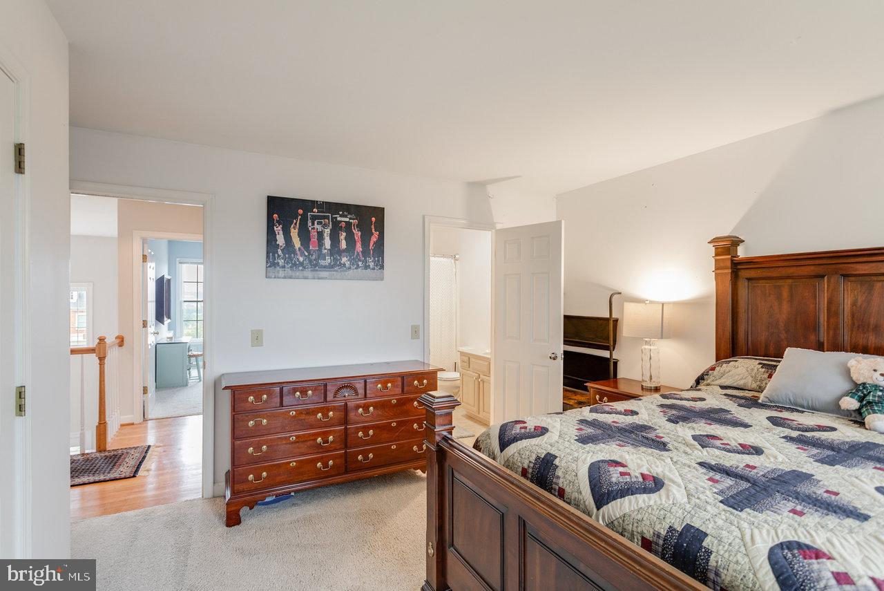 1880 COLLEGE AVE, HARRISONBURG, Virginia 22802, 7 Bedrooms Bedrooms, ,5 BathroomsBathrooms,Residential,For sale,1880 COLLEGE AVE,VAHC2000504 MLS # VAHC2000504