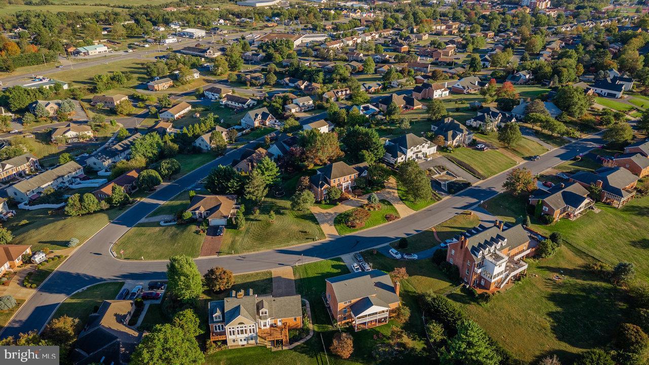 1880 COLLEGE AVE, HARRISONBURG, Virginia 22802, 7 Bedrooms Bedrooms, ,5 BathroomsBathrooms,Residential,For sale,1880 COLLEGE AVE,VAHC2000504 MLS # VAHC2000504