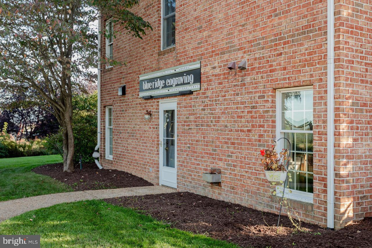 1880 COLLEGE AVE, HARRISONBURG, Virginia 22802, 7 Bedrooms Bedrooms, ,5 BathroomsBathrooms,Residential,For sale,1880 COLLEGE AVE,VAHC2000504 MLS # VAHC2000504