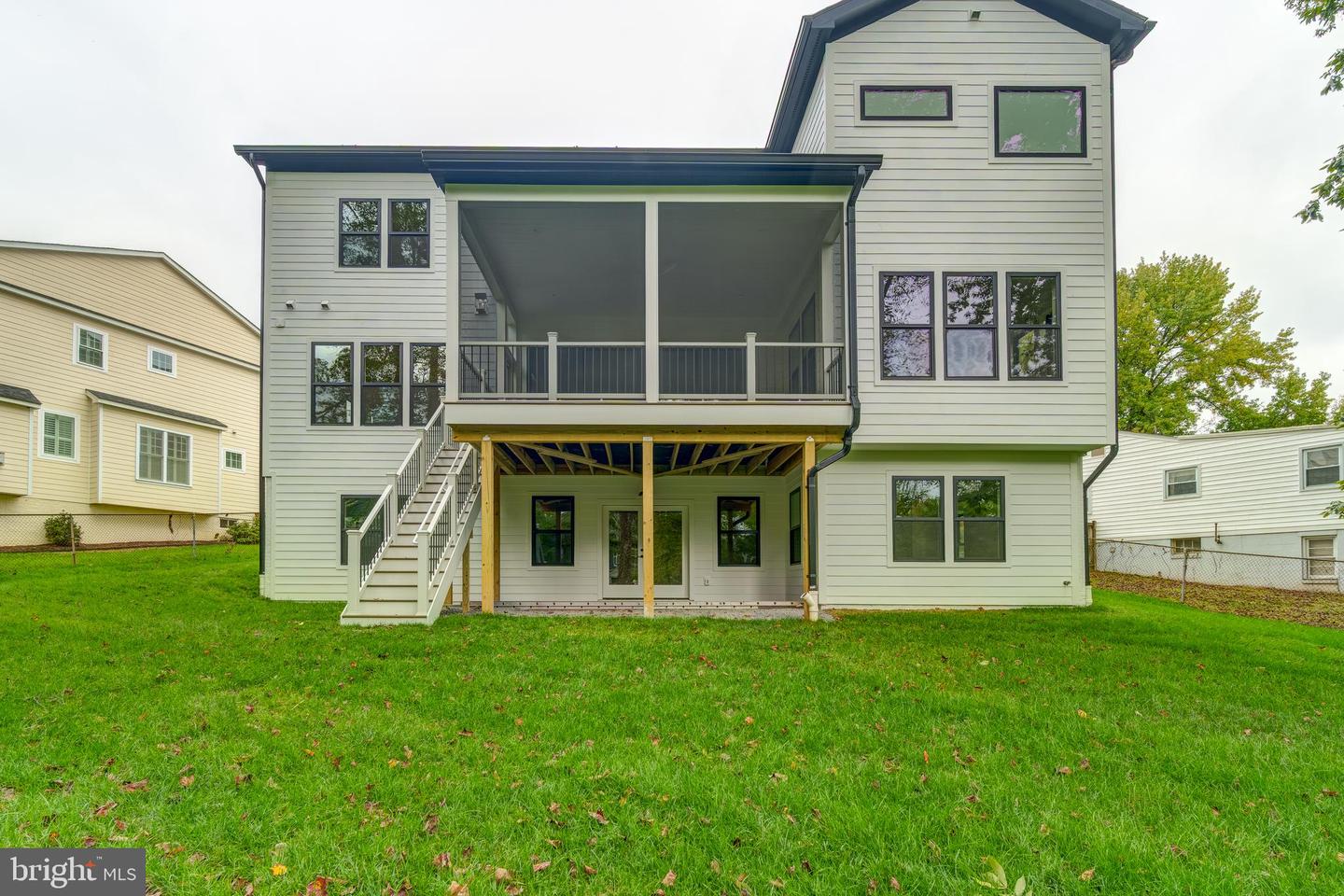 913 SYMPHONY CIR SW, VIENNA, Virginia 22180, 6 Bedrooms Bedrooms, ,6 BathroomsBathrooms,Residential,For sale,913 SYMPHONY CIR SW,VAFX2274904 MLS # VAFX2274904