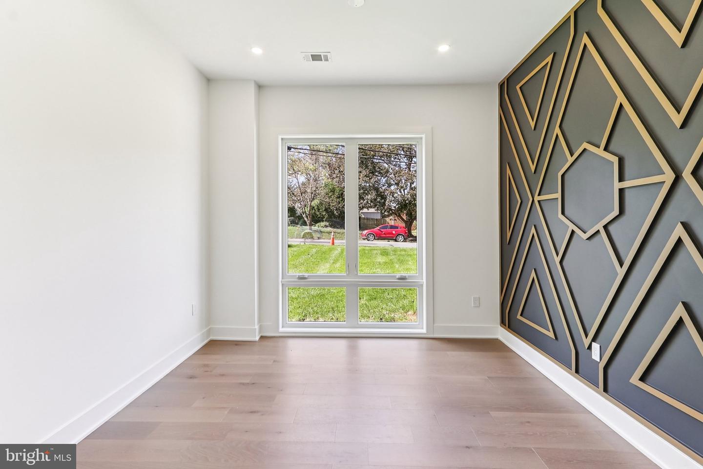 5206 FERNDALE ST, SPRINGFIELD, Virginia 22151, 6 Bedrooms Bedrooms, ,6 BathroomsBathrooms,Residential,For sale,5206 FERNDALE ST,VAFX2274934 MLS # VAFX2274934 5206 FERNDALE ST, SPRINGFIELD, Virginia 22151, 6 Bedrooms Bedrooms, ,6 BathroomsBathrooms,Residential,For sale,5206 FERNDALE ST,VAFX2274934 MLS # VAFX2274934