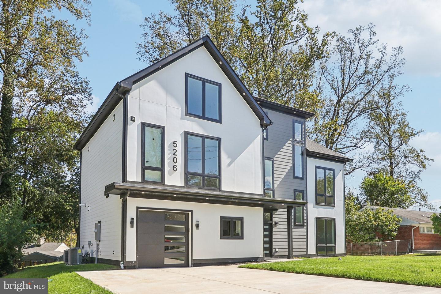 5206 FERNDALE ST, SPRINGFIELD, Virginia 22151, 6 Bedrooms Bedrooms, ,6 BathroomsBathrooms,Residential,For sale,5206 FERNDALE ST,VAFX2274934 MLS # VAFX2274934 5206 FERNDALE ST, SPRINGFIELD, Virginia 22151, 6 Bedrooms Bedrooms, ,6 BathroomsBathrooms,Residential,For sale,5206 FERNDALE ST,VAFX2274934 MLS # VAFX2274934