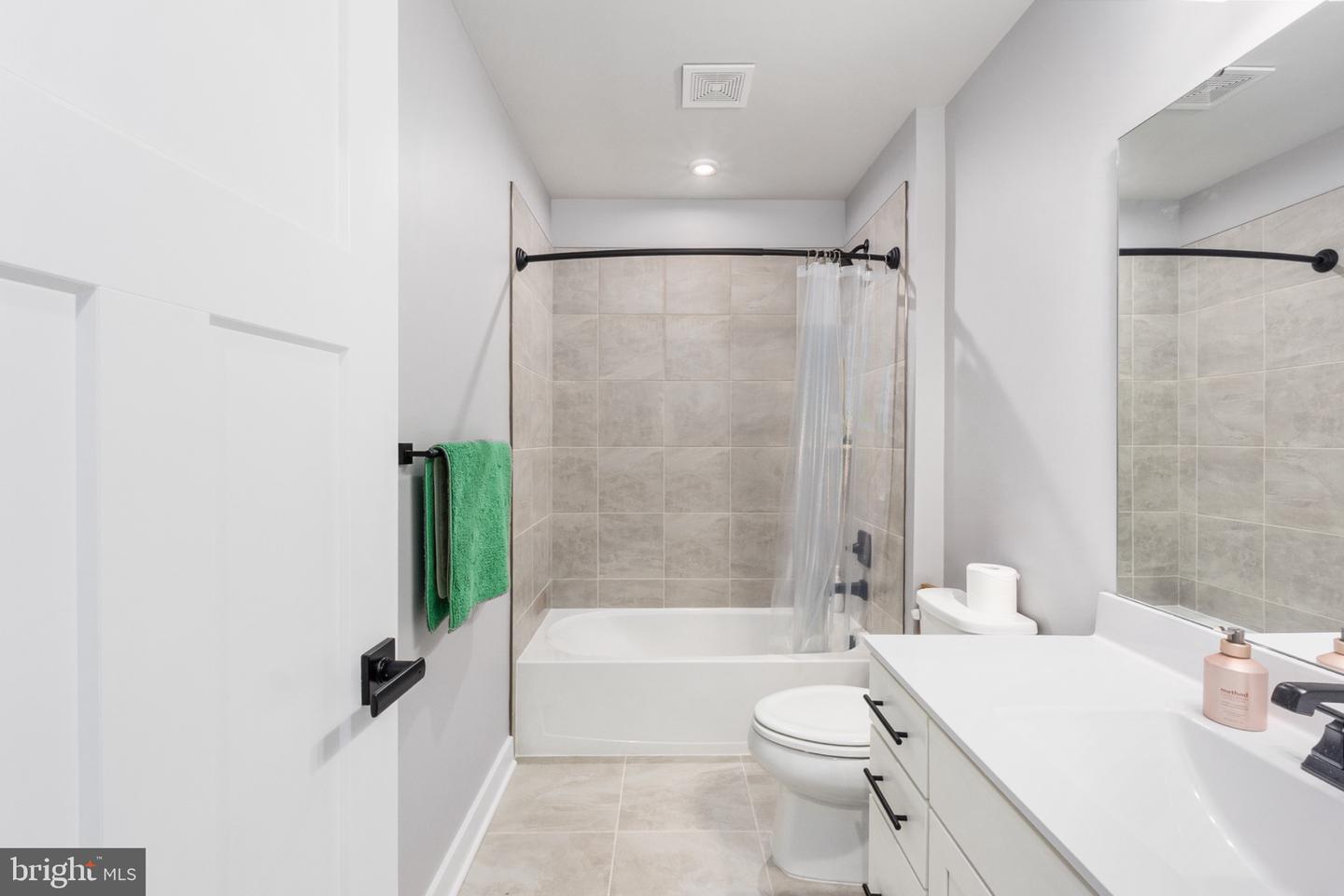 356 MCKITTRICK DR, STAFFORD, Virginia 22554, 4 Bedrooms Bedrooms, 8 Rooms Rooms,3 BathroomsBathrooms,Residential,For sale,356 MCKITTRICK DR,VAST2043588 MLS # VAST2043588