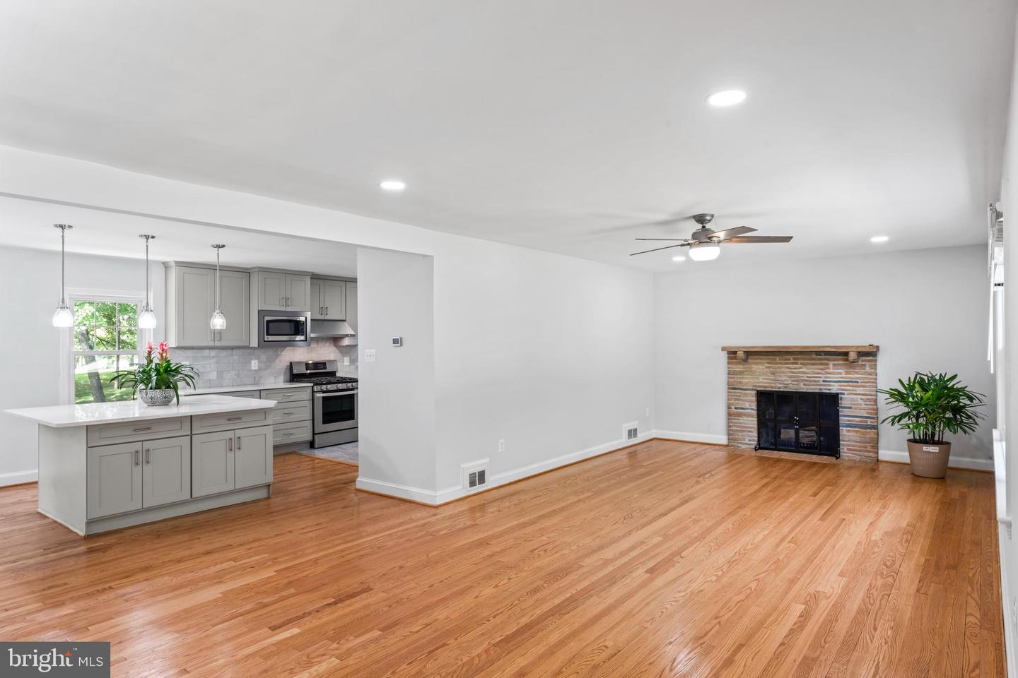 6616 KIRBY CT, FALLS CHURCH, Virginia 22043, 5 Bedrooms Bedrooms, ,3 BathroomsBathrooms,Residential,For sale,6616 KIRBY CT,VAFX2274916 MLS # VAFX2274916