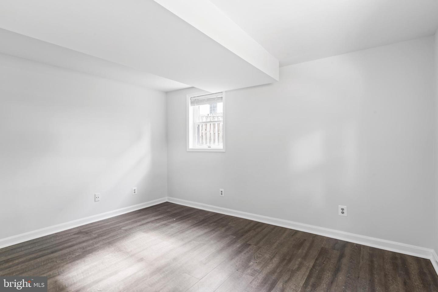 6616 KIRBY CT, FALLS CHURCH, Virginia 22043, 5 Bedrooms Bedrooms, ,3 BathroomsBathrooms,Residential,For sale,6616 KIRBY CT,VAFX2274916 MLS # VAFX2274916