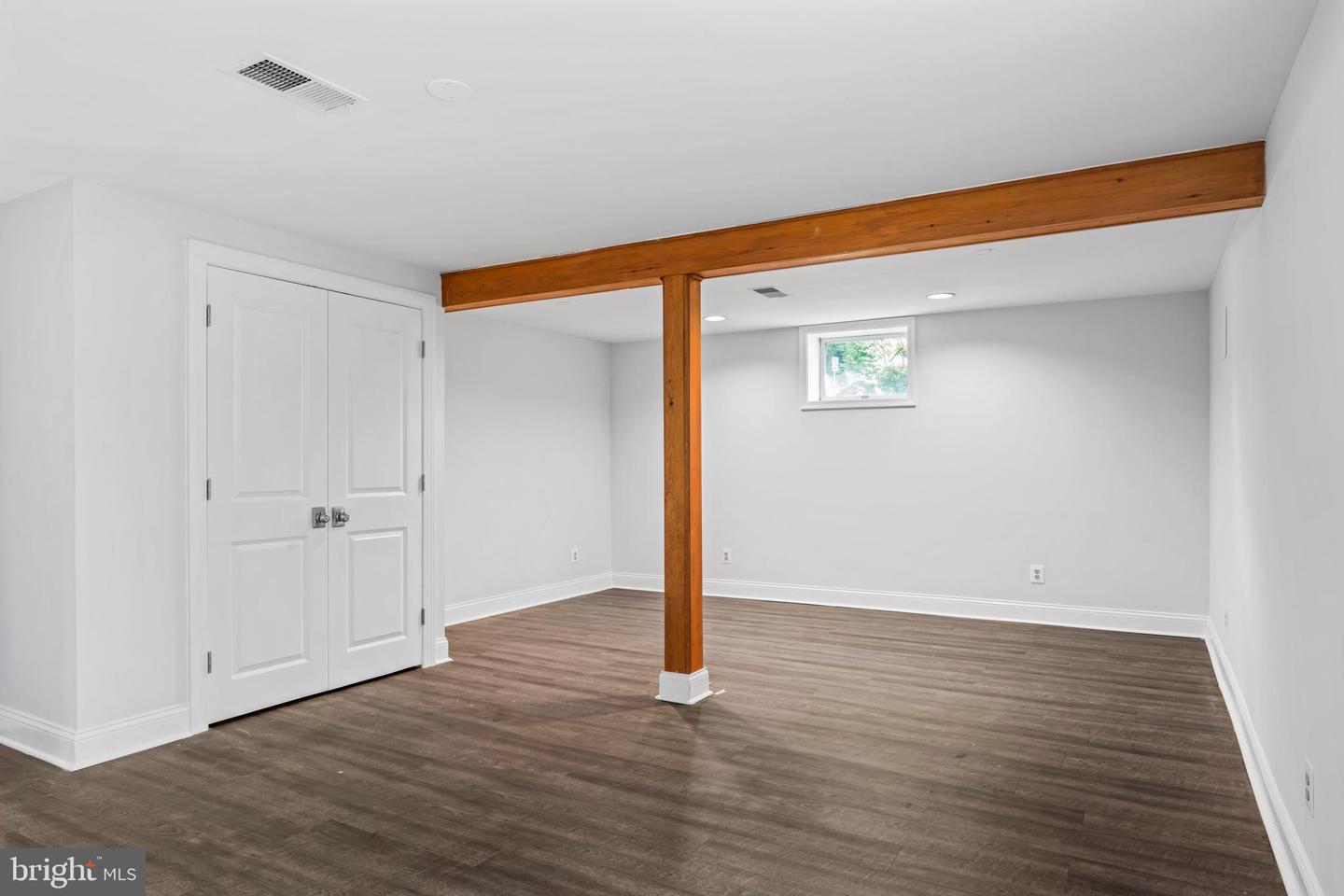 6616 KIRBY CT, FALLS CHURCH, Virginia 22043, 5 Bedrooms Bedrooms, ,3 BathroomsBathrooms,Residential,For sale,6616 KIRBY CT,VAFX2274916 MLS # VAFX2274916