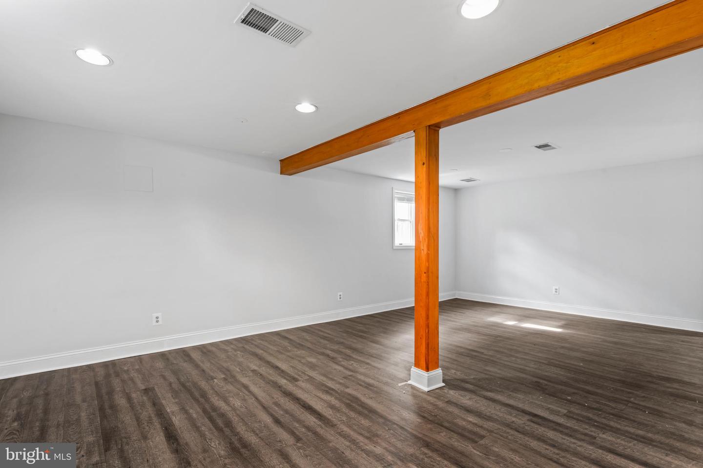 6616 KIRBY CT, FALLS CHURCH, Virginia 22043, 5 Bedrooms Bedrooms, ,3 BathroomsBathrooms,Residential,For sale,6616 KIRBY CT,VAFX2274916 MLS # VAFX2274916