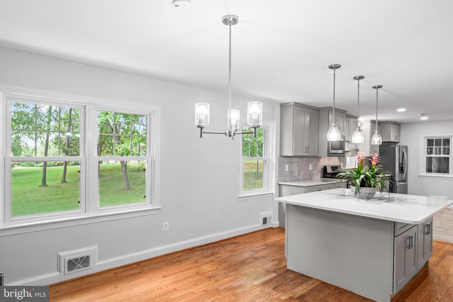 6616 KIRBY CT, FALLS CHURCH, Virginia 22043, 5 Bedrooms Bedrooms, ,3 BathroomsBathrooms,Residential,For sale,6616 KIRBY CT,VAFX2274916 MLS # VAFX2274916