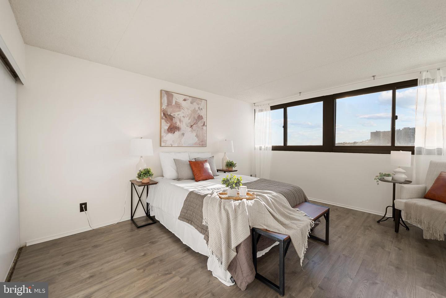 5911 EDSALL RD #908, ALEXANDRIA, Virginia 22304, 1 Bedroom Bedrooms, ,1 BathroomBathrooms,Residential,For sale,5911 EDSALL RD #908,VAAX2050940 MLS # VAAX2050940
