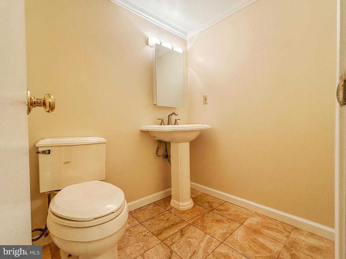 15008 CHERRYDALE DR, WOODBRIDGE, Virginia 22193, 3 Bedrooms Bedrooms, ,2 BathroomsBathrooms,Residential,For sale,15008 CHERRYDALE DR,VAPW2106210 MLS # VAPW2106210