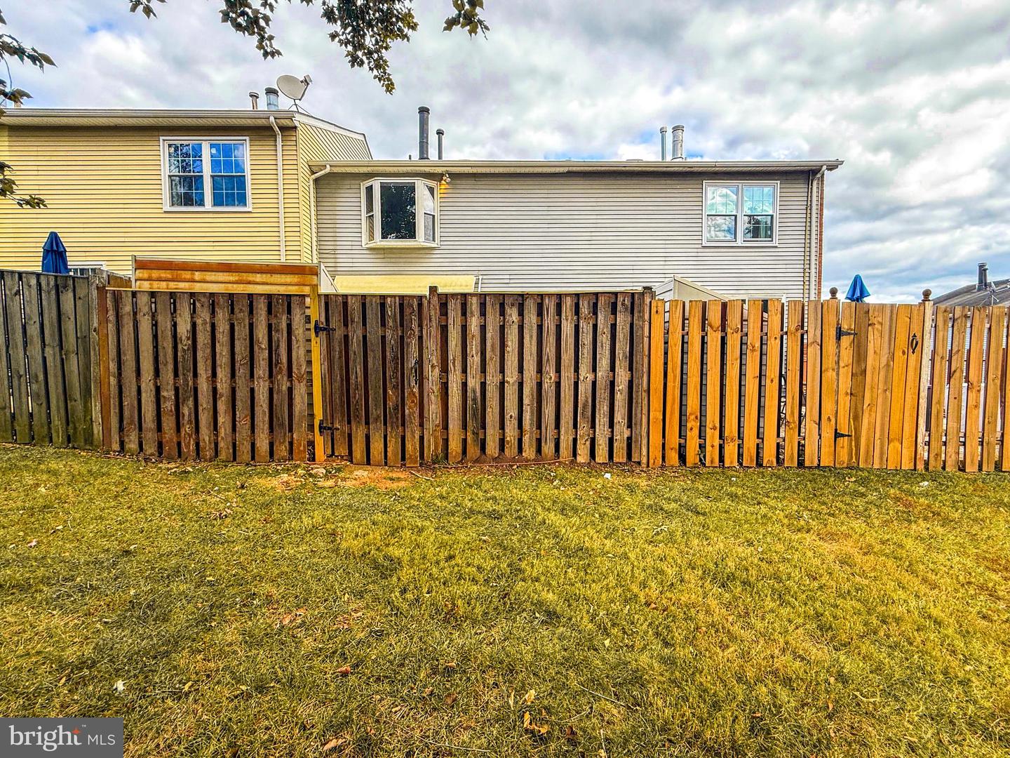 15008 CHERRYDALE DR, WOODBRIDGE, Virginia 22193, 3 Bedrooms Bedrooms, ,2 BathroomsBathrooms,Residential,For sale,15008 CHERRYDALE DR,VAPW2106210 MLS # VAPW2106210