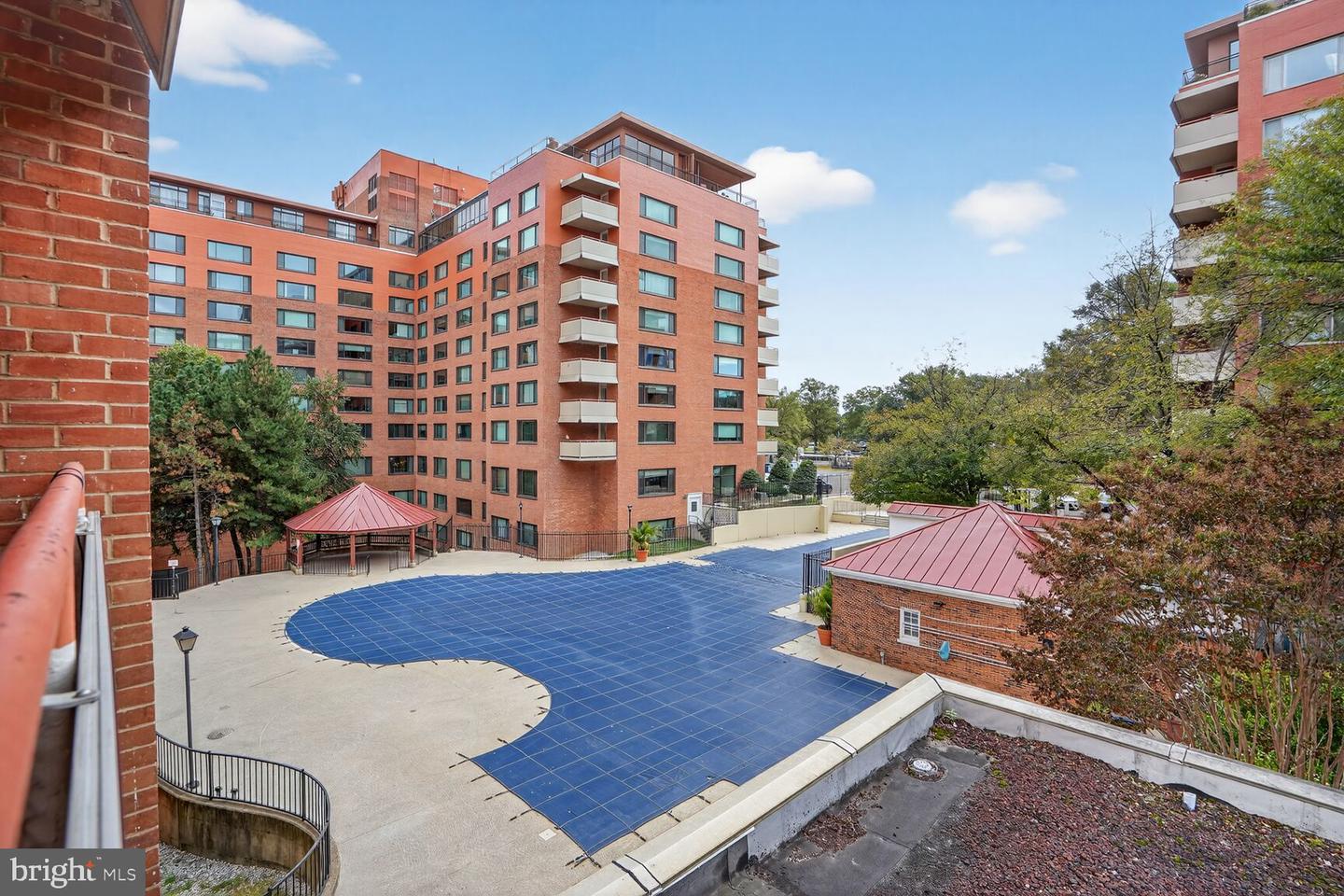 1021 ARLINGTON BLVD #643, ARLINGTON, Virginia 22209, 1 Bedroom Bedrooms, ,1 BathroomBathrooms,Residential,For sale,1021 ARLINGTON BLVD #643,VAAR2065060 MLS # VAAR2065060