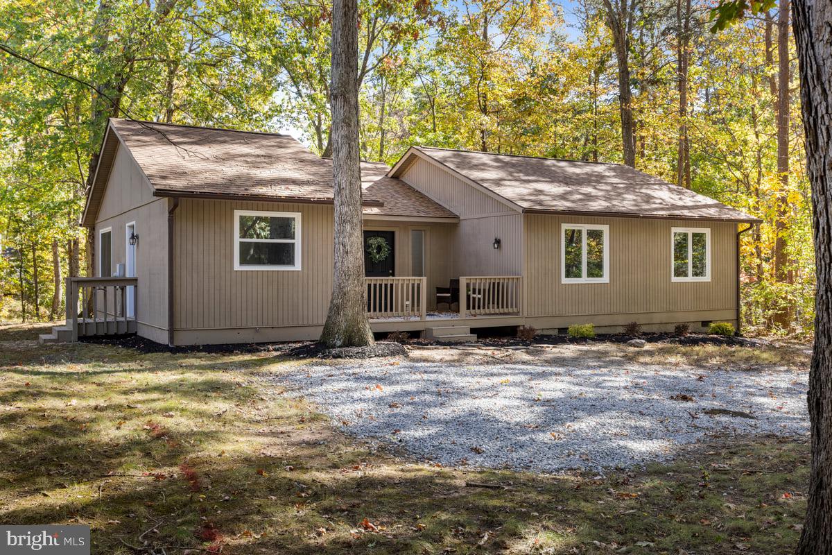 417 ALLEGHANY DR, MCGAHEYSVILLE, Virginia 22840, 3 Bedrooms Bedrooms, ,2 BathroomsBathrooms,Residential,For sale,417 ALLEGHANY DR,VARO2002644 MLS # VARO2002644