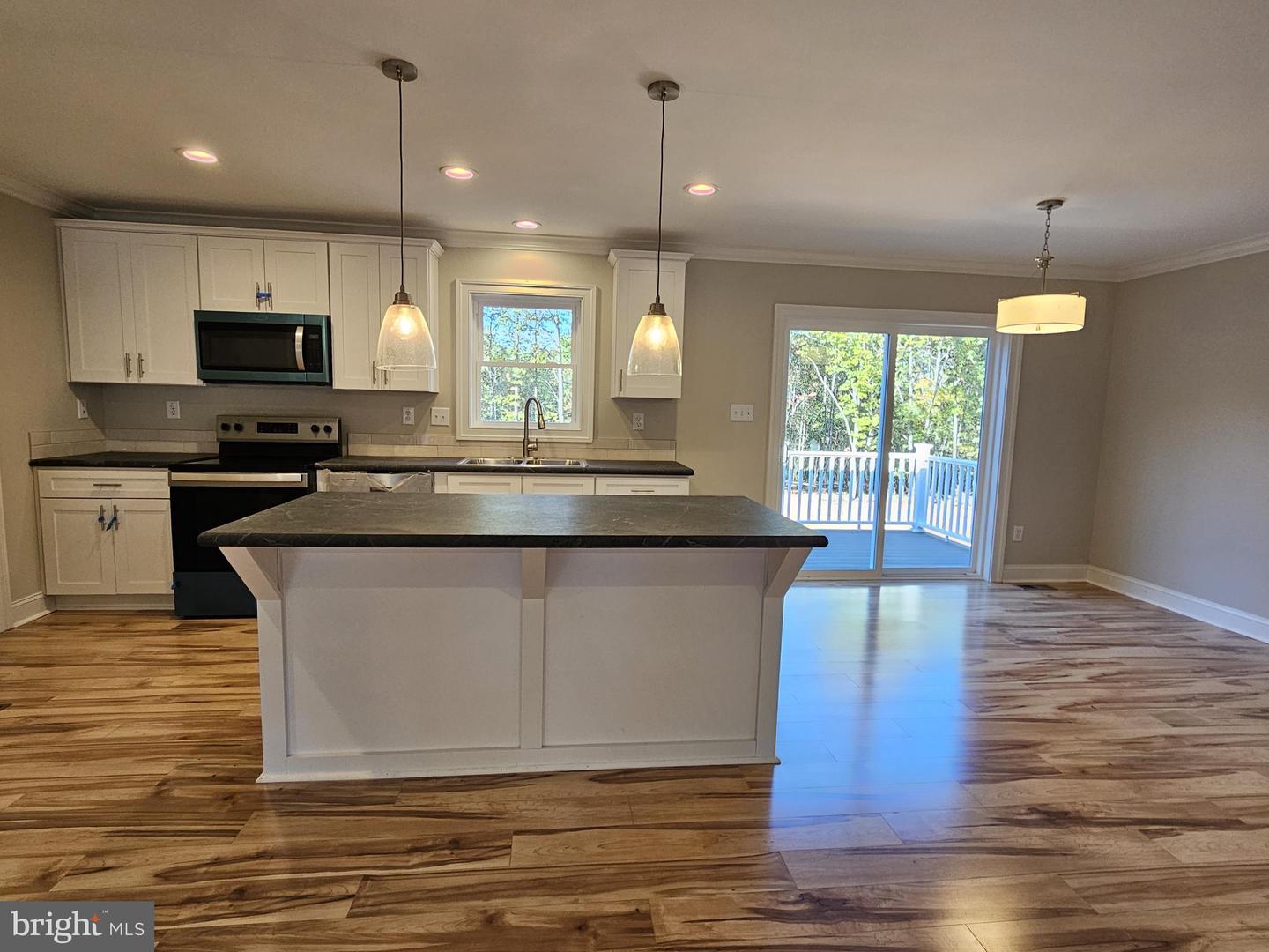 121 SHARPS CREEK DR, SCOTTSVILLE, Virginia 24590, 3 Bedrooms Bedrooms, ,2 BathroomsBathrooms,Residential,For sale,121 SHARPS CREEK DR,VABH2000224 MLS # VABH2000224