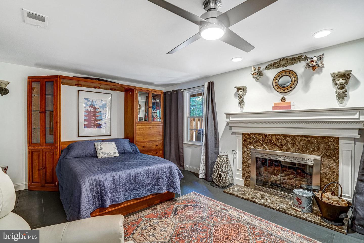 7714 SHOOTINGSTAR DR, SPRINGFIELD, Virginia 22152, 3 Bedrooms Bedrooms, 13 Rooms Rooms,3 BathroomsBathrooms,Residential,For sale,7714 SHOOTINGSTAR DR,VAFX2275088 MLS # VAFX2275088
