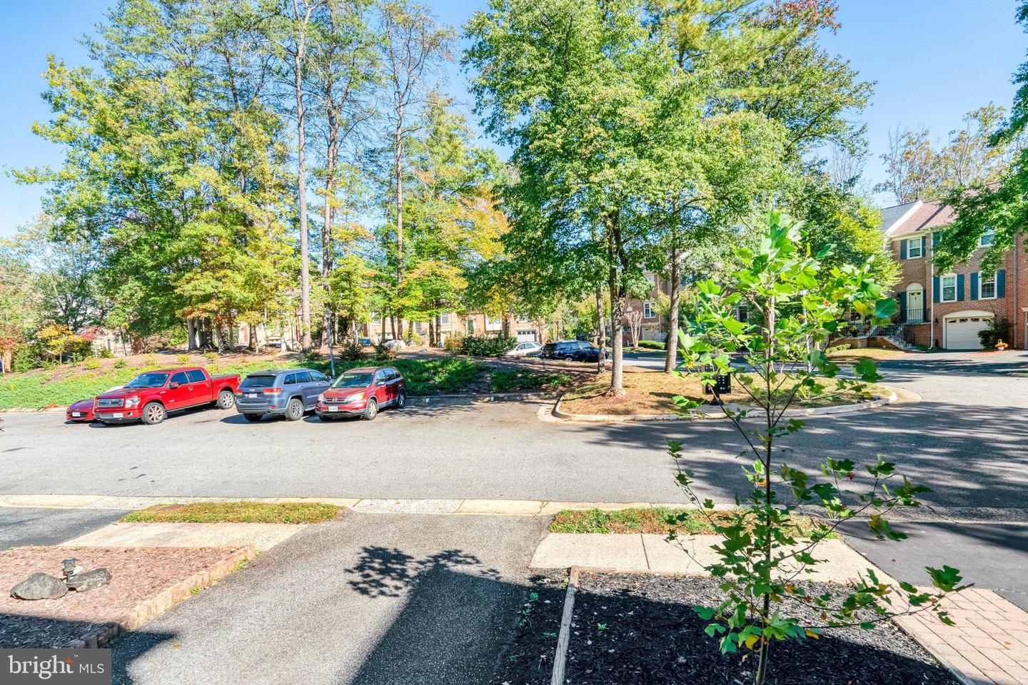 7714 SHOOTINGSTAR DR, SPRINGFIELD, Virginia 22152, 3 Bedrooms Bedrooms, 13 Rooms Rooms,3 BathroomsBathrooms,Residential,For sale,7714 SHOOTINGSTAR DR,VAFX2275088 MLS # VAFX2275088