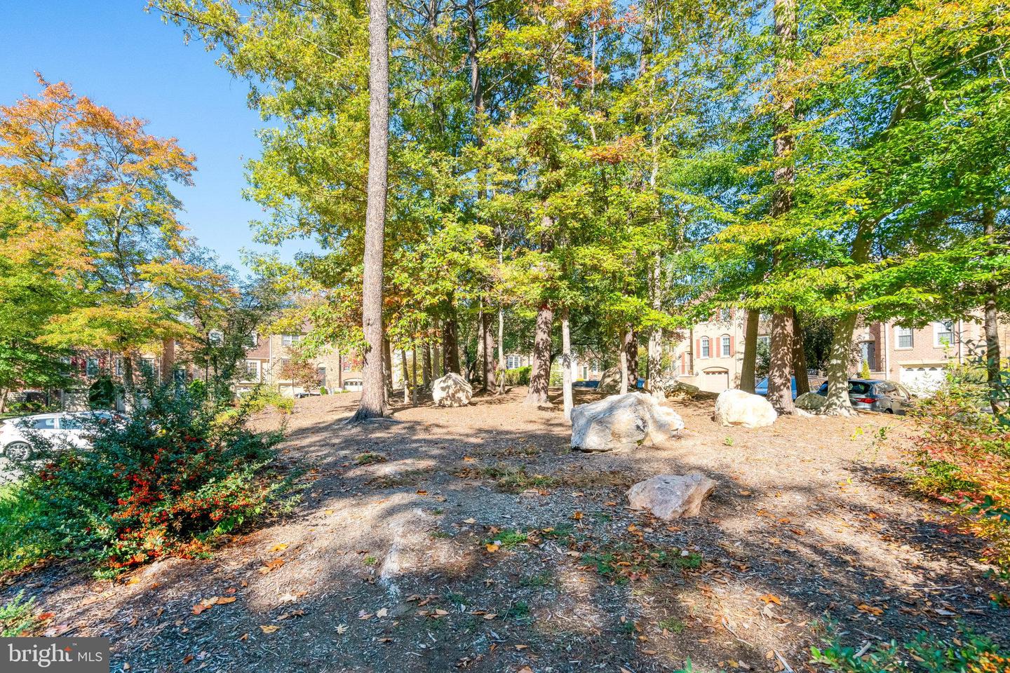 7714 SHOOTINGSTAR DR, SPRINGFIELD, Virginia 22152, 3 Bedrooms Bedrooms, 13 Rooms Rooms,3 BathroomsBathrooms,Residential,For sale,7714 SHOOTINGSTAR DR,VAFX2275088 MLS # VAFX2275088
