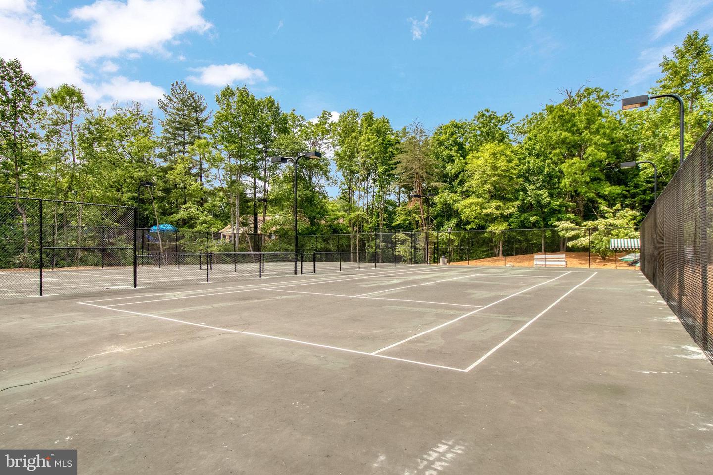 7714 SHOOTINGSTAR DR, SPRINGFIELD, Virginia 22152, 3 Bedrooms Bedrooms, 13 Rooms Rooms,3 BathroomsBathrooms,Residential,For sale,7714 SHOOTINGSTAR DR,VAFX2275088 MLS # VAFX2275088