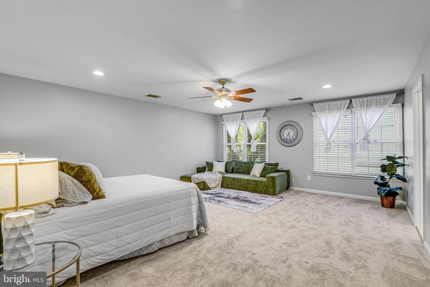 1255 DARTMOUTH CT, ALEXANDRIA, Virginia 22314, 5 Bedrooms Bedrooms, ,3 BathroomsBathrooms,Residential,For sale,1255 DARTMOUTH CT,VAAX2050972 MLS # VAAX2050972