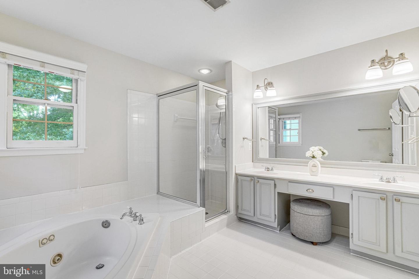 1255 DARTMOUTH CT, ALEXANDRIA, Virginia 22314, 5 Bedrooms Bedrooms, ,3 BathroomsBathrooms,Residential,For sale,1255 DARTMOUTH CT,VAAX2050972 MLS # VAAX2050972