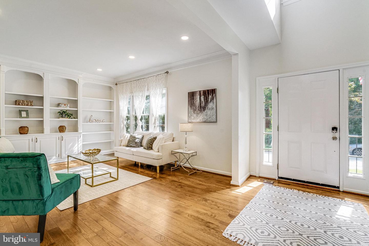 1255 DARTMOUTH CT, ALEXANDRIA, Virginia 22314, 5 Bedrooms Bedrooms, ,3 BathroomsBathrooms,Residential,For sale,1255 DARTMOUTH CT,VAAX2050972 MLS # VAAX2050972