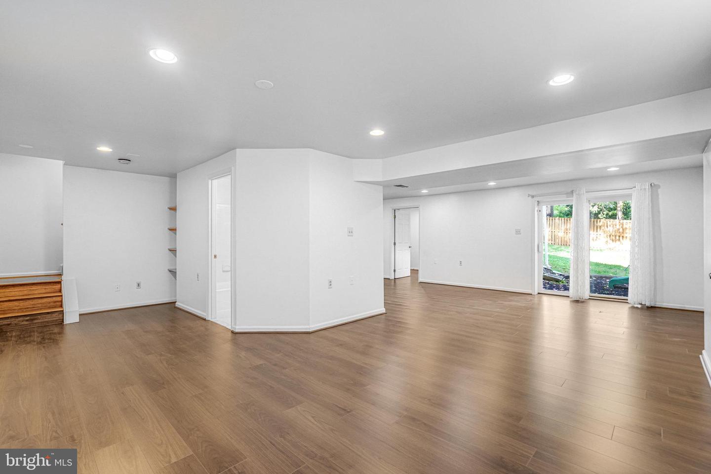 1255 DARTMOUTH CT, ALEXANDRIA, Virginia 22314, 5 Bedrooms Bedrooms, ,3 BathroomsBathrooms,Residential,For sale,1255 DARTMOUTH CT,VAAX2050972 MLS # VAAX2050972
