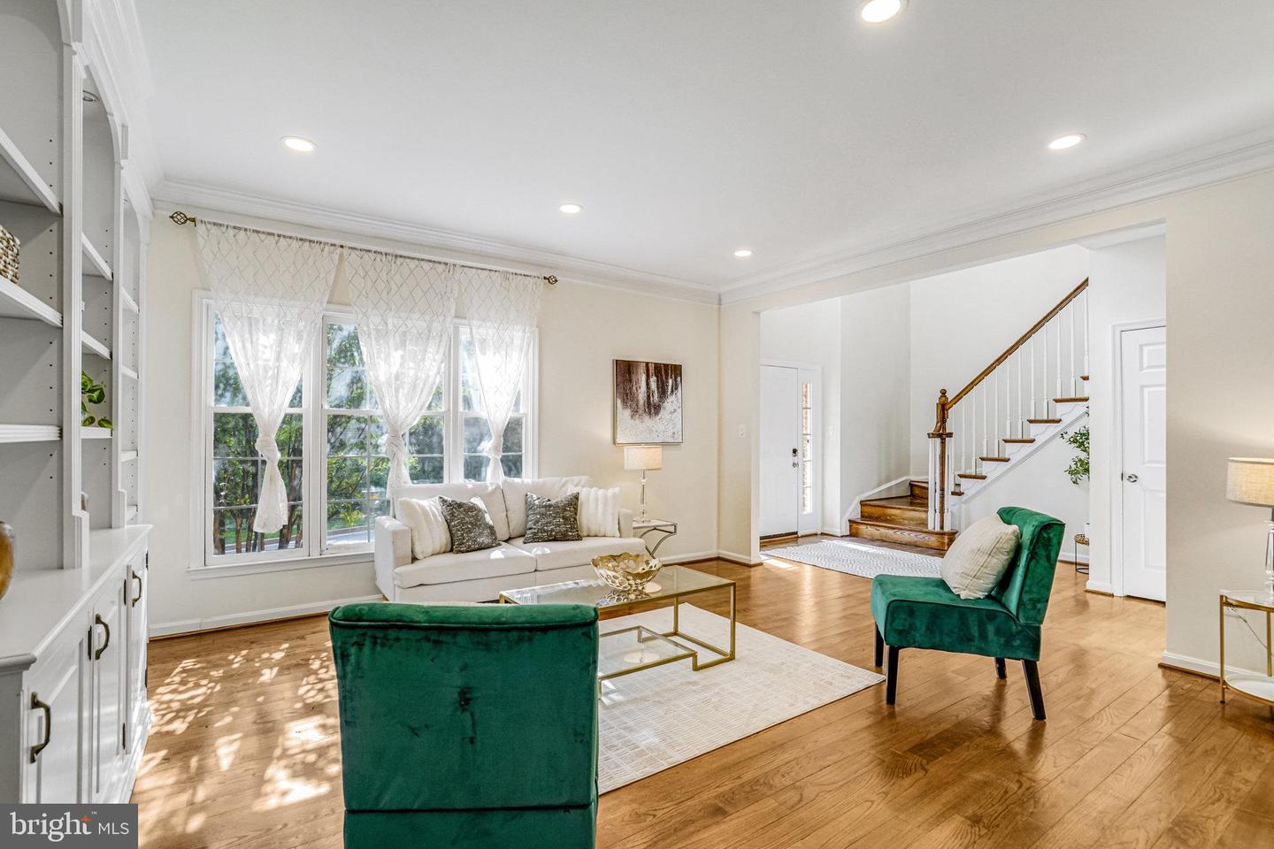 1255 DARTMOUTH CT, ALEXANDRIA, Virginia 22314, 5 Bedrooms Bedrooms, ,3 BathroomsBathrooms,Residential,For sale,1255 DARTMOUTH CT,VAAX2050972 MLS # VAAX2050972