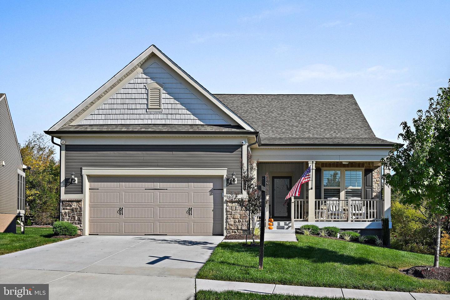 15788 GARDENIA RIDGE WAY, HAYMARKET, Virginia 20169, 4 Bedrooms Bedrooms, ,4 BathroomsBathrooms,Residential,For sale,15788 GARDENIA RIDGE WAY,VAPW2106278 MLS # VAPW2106278