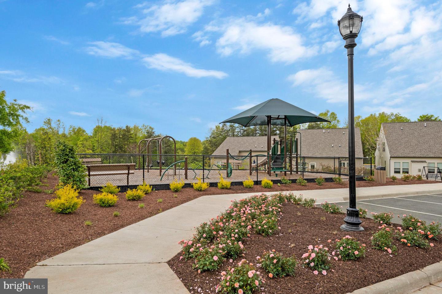 15788 GARDENIA RIDGE WAY, HAYMARKET, Virginia 20169, 4 Bedrooms Bedrooms, ,4 BathroomsBathrooms,Residential,For sale,15788 GARDENIA RIDGE WAY,VAPW2106278 MLS # VAPW2106278