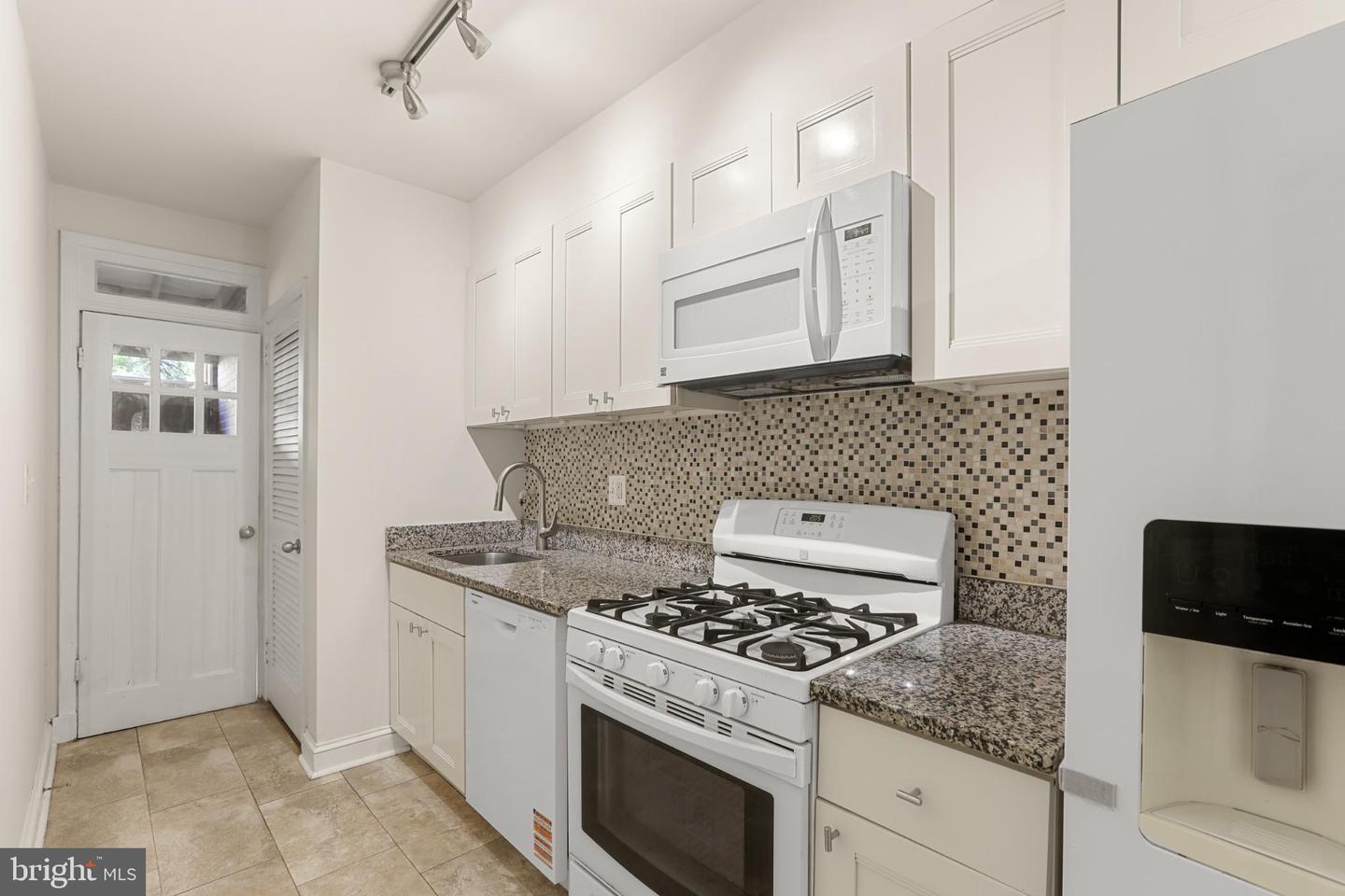 4016 47TH ST NW #2, WASHINGTON, District Of Columbia 20016, 1 Bedroom Bedrooms, 3 Rooms Rooms,1 BathroomBathrooms,Residential,For sale,4016 47TH ST NW #2,DCDC2227660 MLS # DCDC2227660