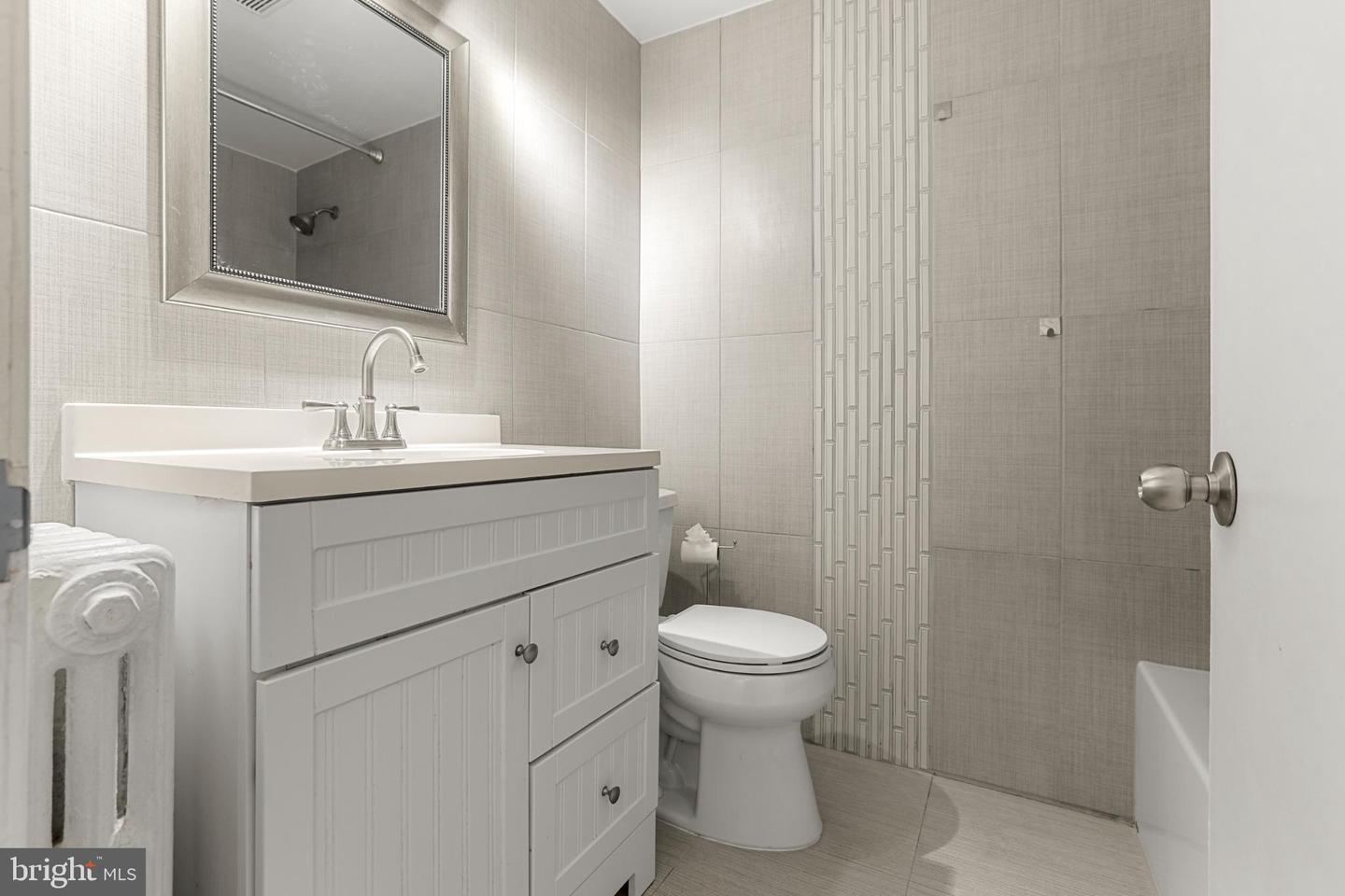 4016 47TH ST NW #2, WASHINGTON, District Of Columbia 20016, 1 Bedroom Bedrooms, 3 Rooms Rooms,1 BathroomBathrooms,Residential,For sale,4016 47TH ST NW #2,DCDC2227660 MLS # DCDC2227660