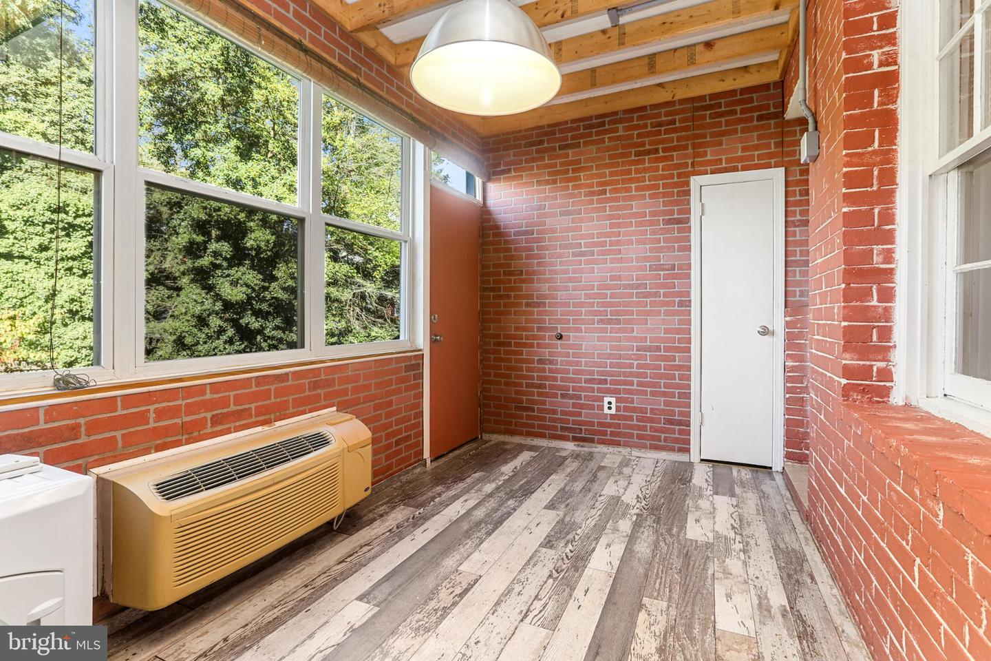 4016 47TH ST NW #2, WASHINGTON, District Of Columbia 20016, 1 Bedroom Bedrooms, 3 Rooms Rooms,1 BathroomBathrooms,Residential,For sale,4016 47TH ST NW #2,DCDC2227660 MLS # DCDC2227660