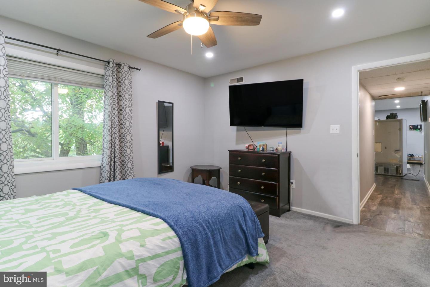 3210 S 28TH ST #404, ALEXANDRIA, Virginia 22302, 1 Bedroom Bedrooms, ,1 BathroomBathrooms,Residential,For sale,3210 S 28TH ST #404,VAAX2050990 MLS # VAAX2050990