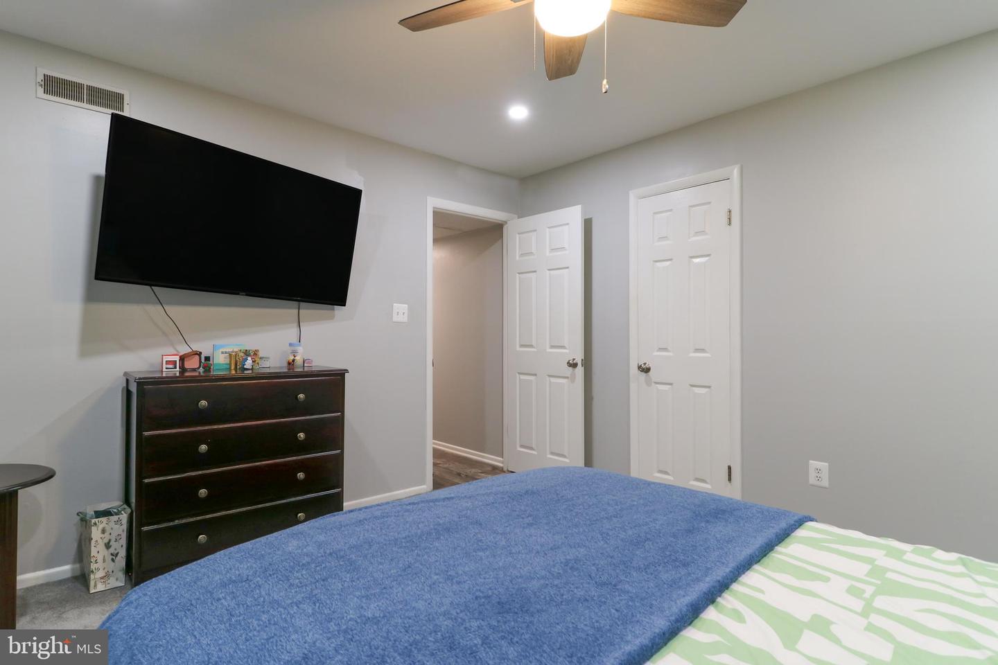 3210 S 28TH ST #404, ALEXANDRIA, Virginia 22302, 1 Bedroom Bedrooms, ,1 BathroomBathrooms,Residential,For sale,3210 S 28TH ST #404,VAAX2050990 MLS # VAAX2050990