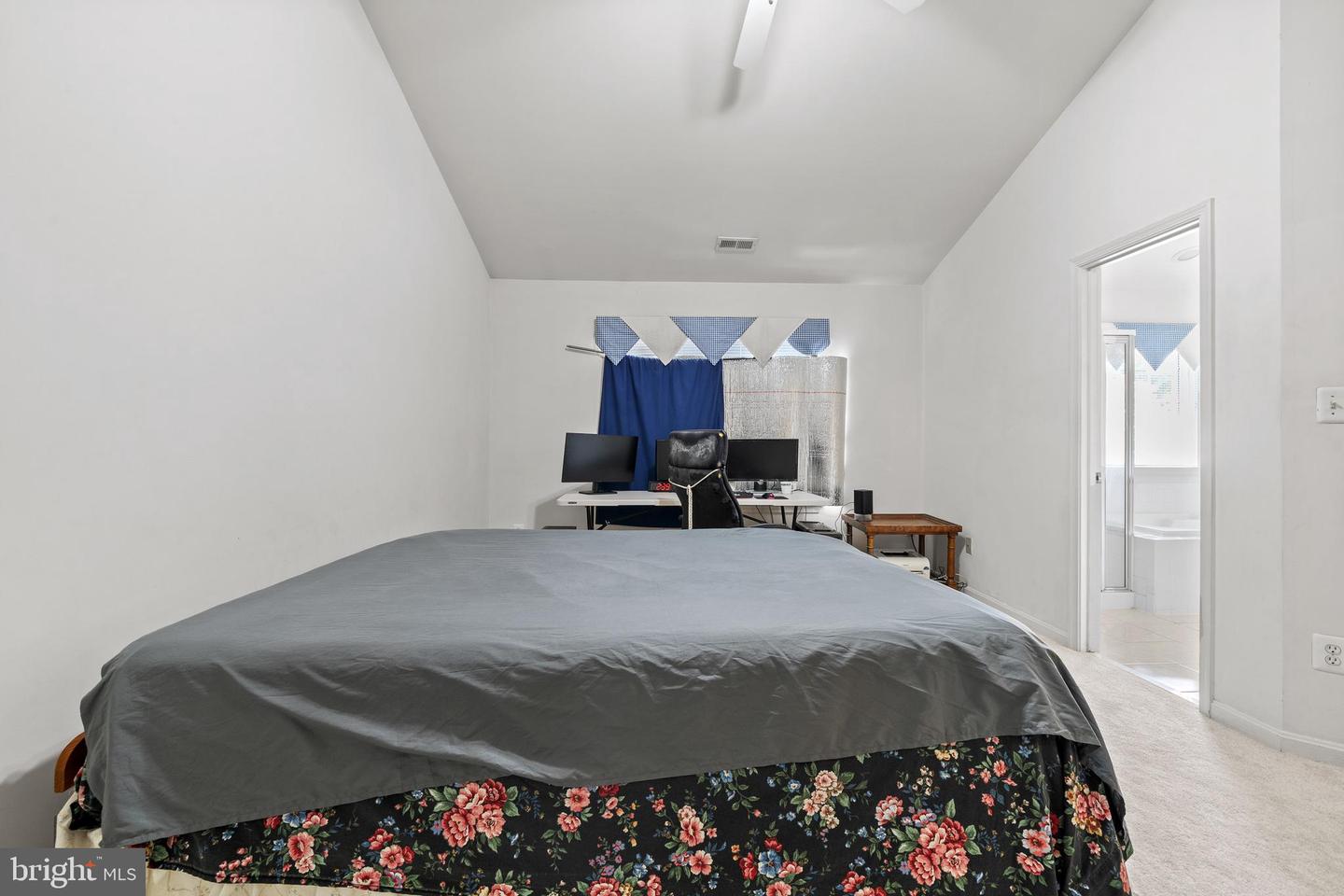 4057 CORNWALL CT, FAIRFAX, Virginia 22030, 3 Bedrooms Bedrooms, ,2 BathroomsBathrooms,Residential,For sale,4057 CORNWALL CT,VAFX2275034 MLS # VAFX2275034