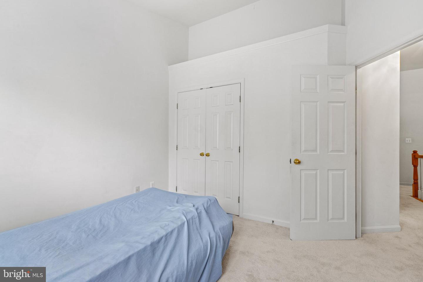 4057 CORNWALL CT, FAIRFAX, Virginia 22030, 3 Bedrooms Bedrooms, ,2 BathroomsBathrooms,Residential,For sale,4057 CORNWALL CT,VAFX2275034 MLS # VAFX2275034