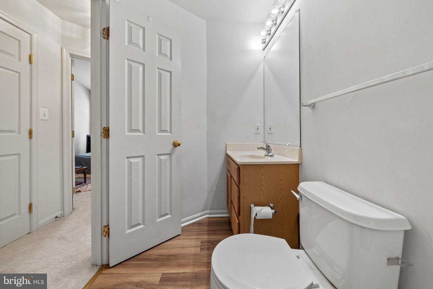 4057 CORNWALL CT, FAIRFAX, Virginia 22030, 3 Bedrooms Bedrooms, ,2 BathroomsBathrooms,Residential,For sale,4057 CORNWALL CT,VAFX2275034 MLS # VAFX2275034