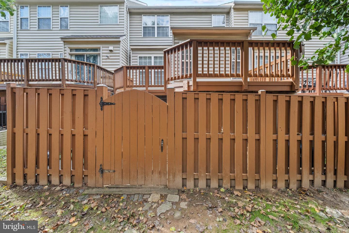 4057 CORNWALL CT, FAIRFAX, Virginia 22030, 3 Bedrooms Bedrooms, ,2 BathroomsBathrooms,Residential,For sale,4057 CORNWALL CT,VAFX2275034 MLS # VAFX2275034