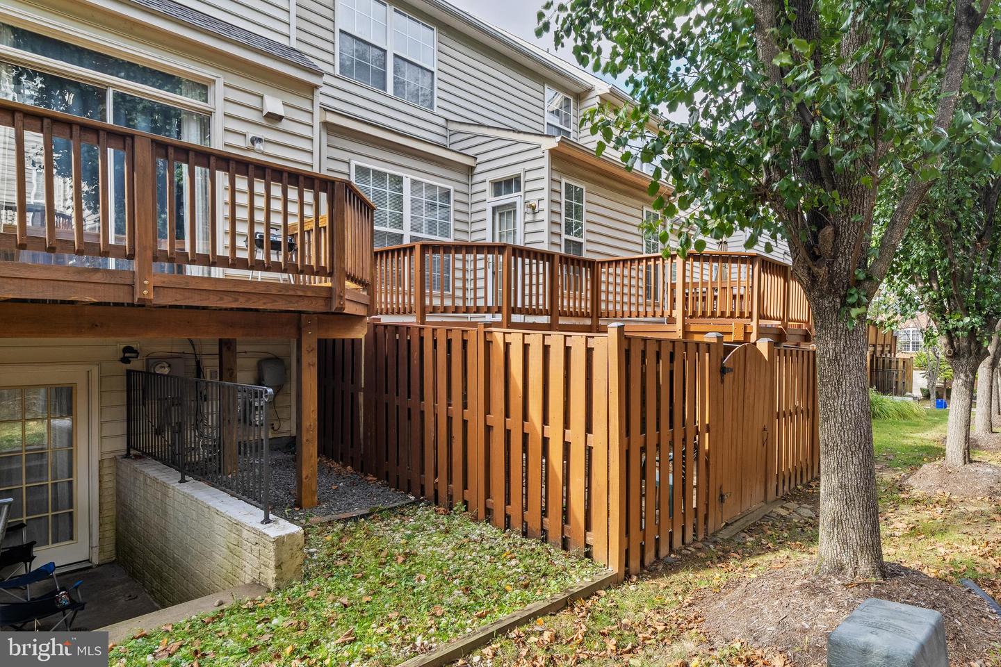 4057 CORNWALL CT, FAIRFAX, Virginia 22030, 3 Bedrooms Bedrooms, ,2 BathroomsBathrooms,Residential,For sale,4057 CORNWALL CT,VAFX2275034 MLS # VAFX2275034