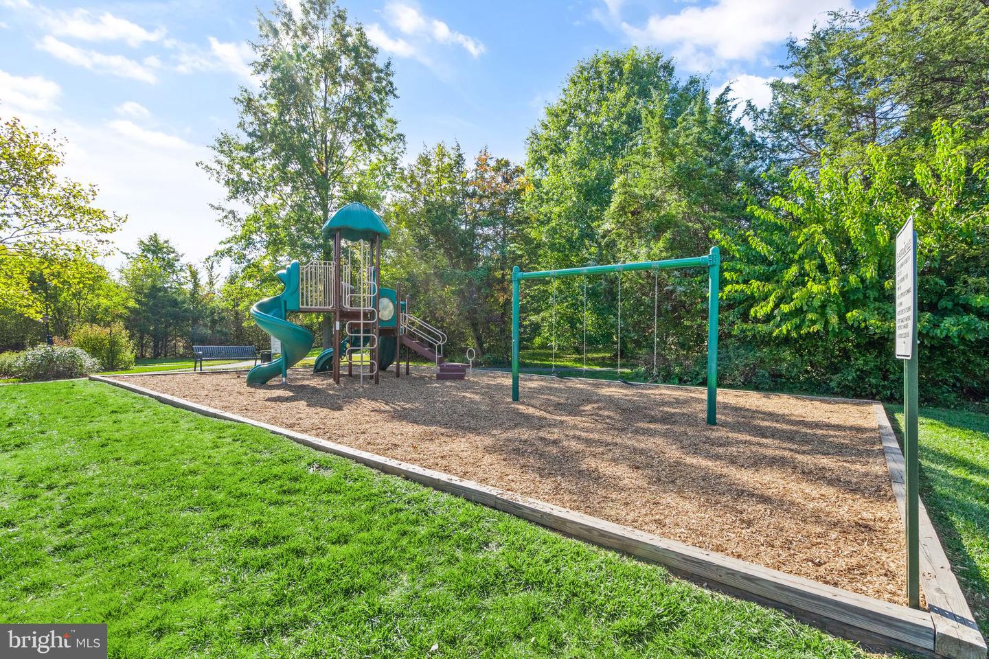 43189 RIDERS SQ, BROADLANDS, Virginia 20148, 3 Bedrooms Bedrooms, ,2 BathroomsBathrooms,Residential,For sale,43189 RIDERS SQ,VALO2109168 MLS # VALO2109168